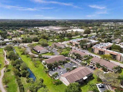 4408 SW 70th Terrace Davie FL 33314