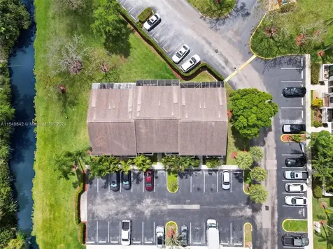4408 SW 70th Terrace Davie FL 33314