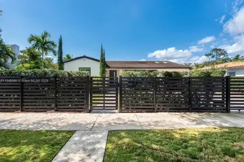 520 SW 27th Road Miami FL 33129