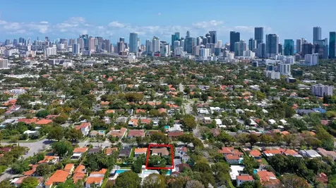 520 SW 27th Road Miami FL 33129
