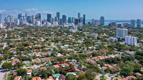 520 SW 27th Road Miami FL 33129