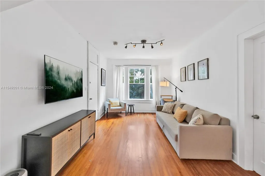 642 Michigan Avenue Miami Beach FL 33139