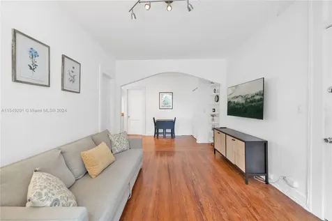 642 Michigan Avenue Miami Beach FL 33139