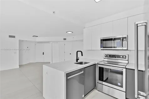 6301 Collins Avenue Miami Beach FL 33141