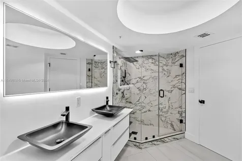 6301 Collins Avenue Miami Beach FL 33141