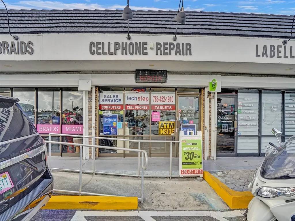 723 NE 79 Miami FL 33138