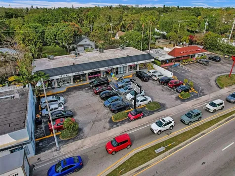 723 NE 79 Miami FL 33138