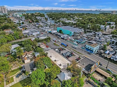 723 NE 79 Miami FL 33138