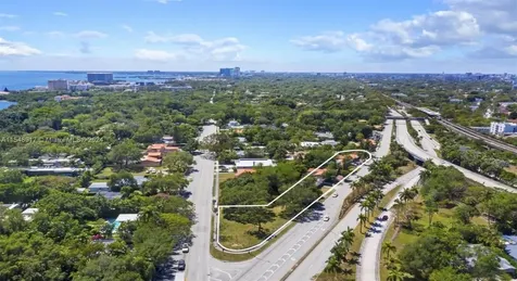 2900 S Miami Avenue Miami FL 33129