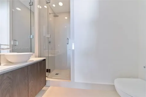 480 NE 31st Street Miami FL 33137