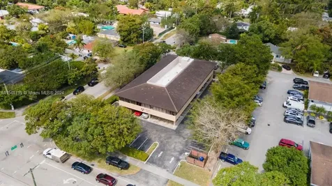 7901 SW 67th Avenue South Miami FL 33143