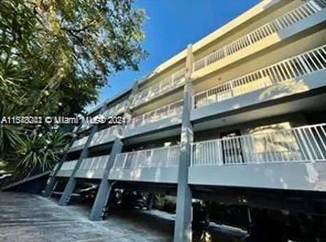 645 NE 121st Street North Miami FL 33161