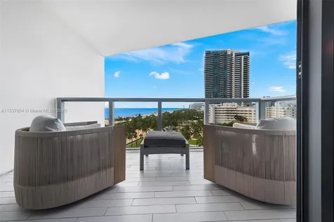 2201 Collins Avenue Miami Beach FL 33139