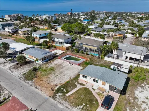 161 Hibiscus Drive Fort Myers FL 33931