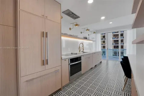 10101 Collins Avenue Bal Harbour FL 33154