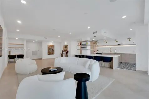 10101 Collins Avenue Bal Harbour FL 33154