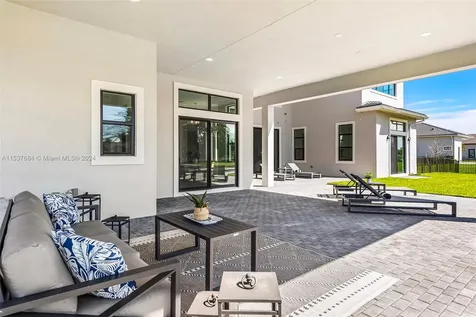 14980 Millstone Ranches Drive Davie FL 33331