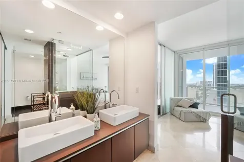 1040 Biscayne Boulevard Miami FL 33132