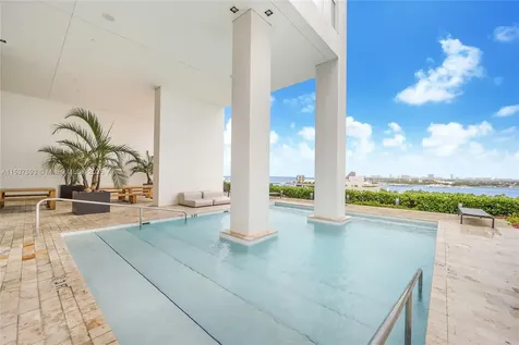 1040 Biscayne Boulevard Miami FL 33132
