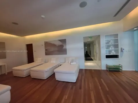 1040 Biscayne Boulevard Miami FL 33132