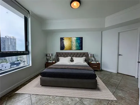 350 S Miami Avenue Miami FL 33130