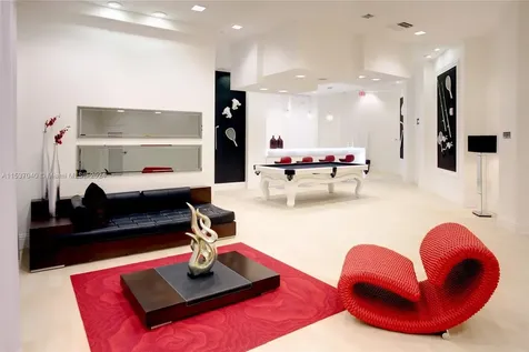 350 S Miami Avenue Miami FL 33130