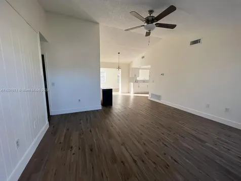 11520 NW 31st Place Sunrise FL 33323