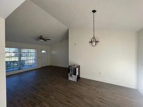 11520 NW 31st Place Sunrise FL 33323
