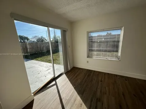 11520 NW 31st Place Sunrise FL 33323