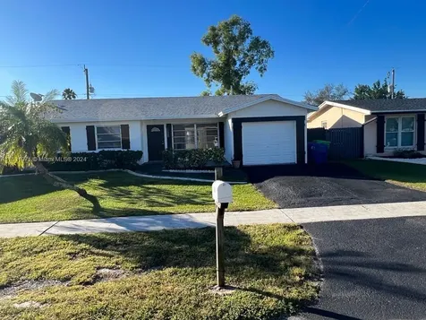 11520 NW 31st Place Sunrise FL 33323