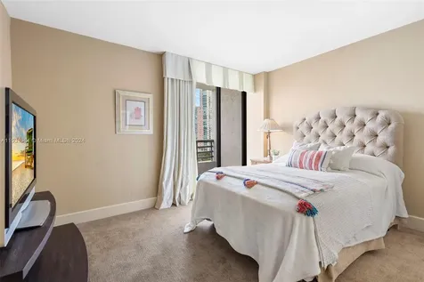 3300 NE 191 Street Aventura FL 33180