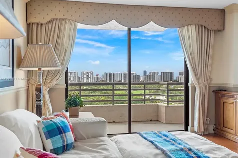 3300 NE 191 Street Aventura FL 33180