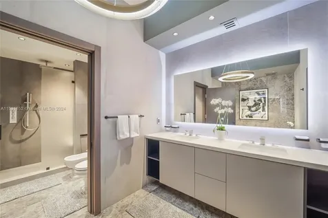 50 S Pointe Drive Miami Beach FL 33139