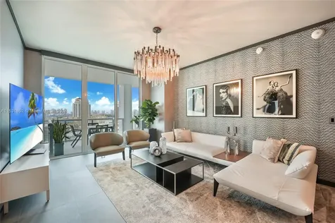 50 S Pointe Drive Miami Beach FL 33139