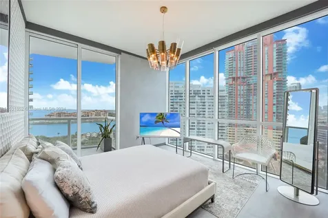 50 S Pointe Drive Miami Beach FL 33139