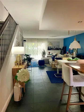 9932 NW 41st Street Doral FL 33178