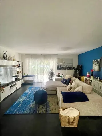 9932 NW 41st Street Doral FL 33178