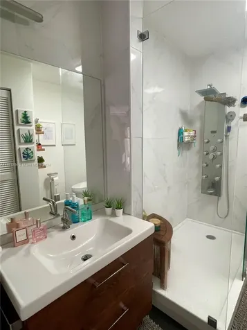 9932 NW 41st Street Doral FL 33178