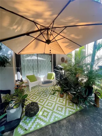 9932 NW 41st Street Doral FL 33178