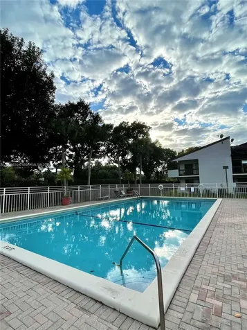 9932 NW 41st Street Doral FL 33178