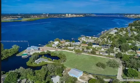 5174 Gulfport Terrace Port Charlotte FL 3381