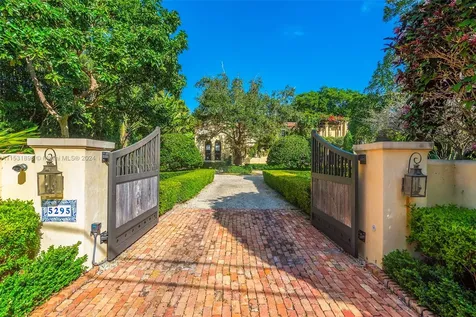 5295 Hammock Drive Coral Gables FL 33156