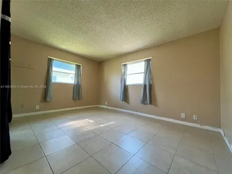 6990 SW 1st Street Margate FL 33068