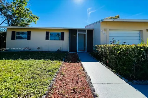 6990 SW 1st Street Margate FL 33068
