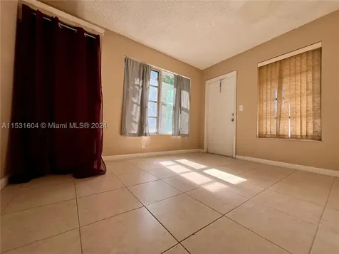 6990 SW 1st Street Margate FL 33068