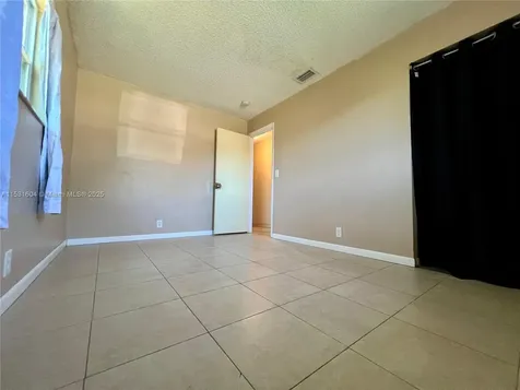 6990 SW 1st Street Margate FL 33068