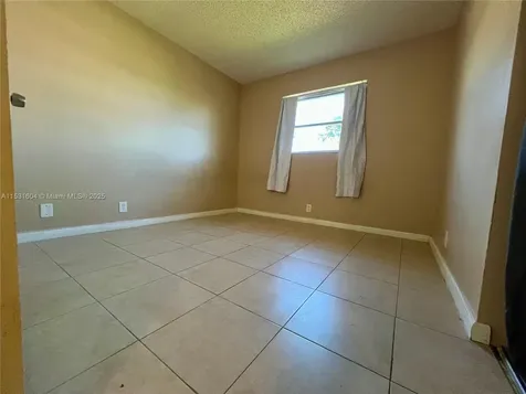 6990 SW 1st Street Margate FL 33068