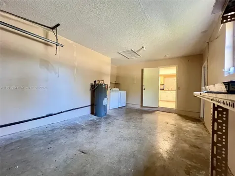 6990 SW 1st Street Margate FL 33068