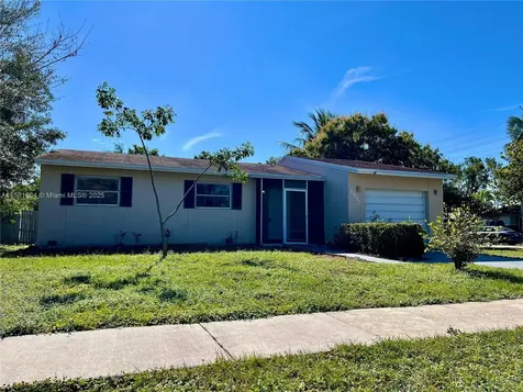 6990 SW 1st Street Margate FL 33068