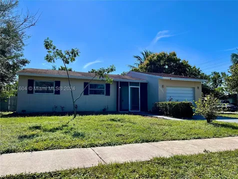 6990 SW 1st Street Margate FL 33068